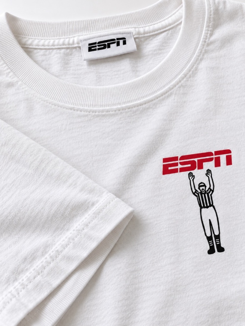 ESPN Men’s 2XL White Football Referee Signals Graphic T-Shirt Short Sleeve - Picture 5 of 11